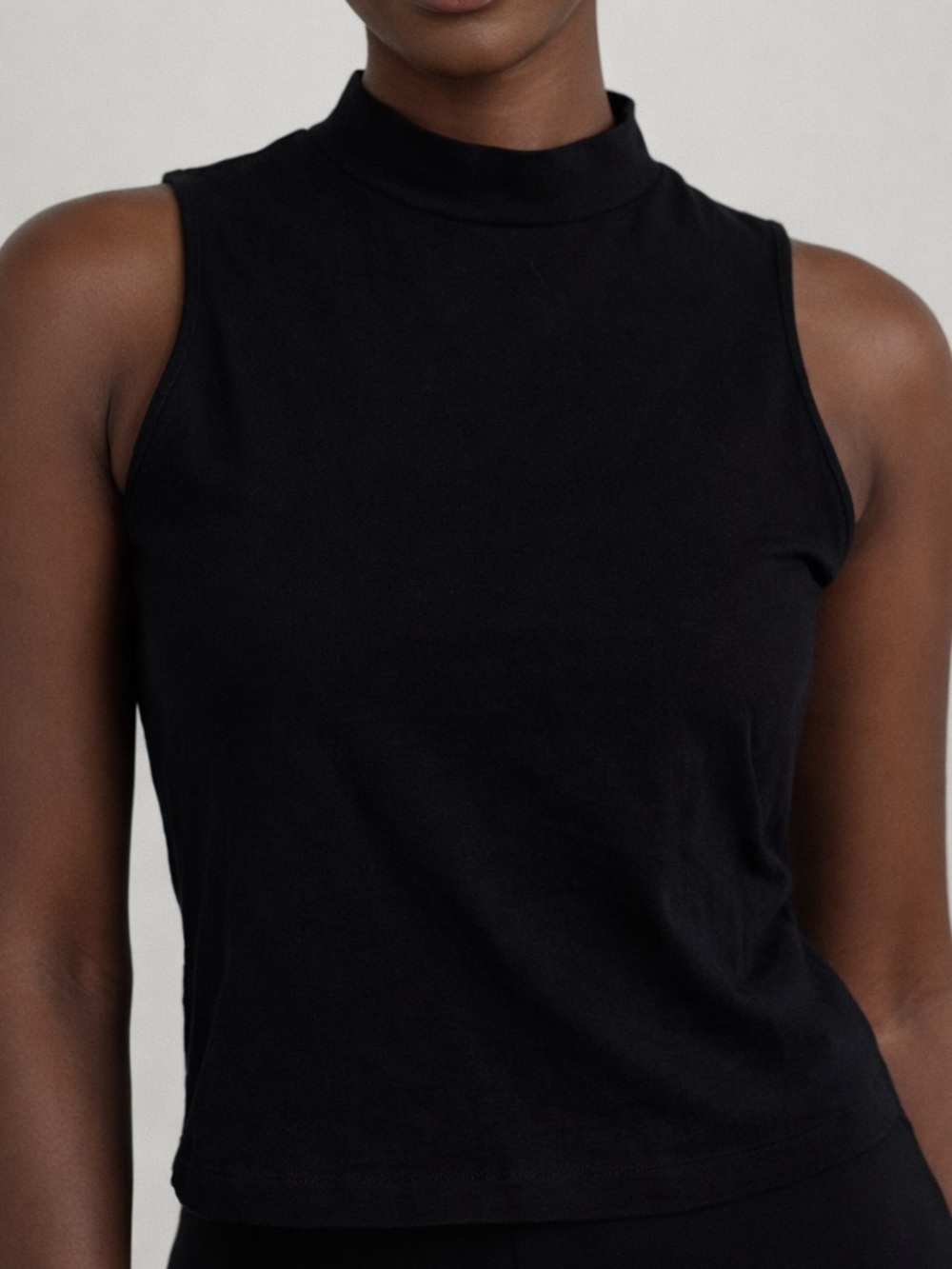 Plus Size Sleeveless Mock Neck Crop Top - Black